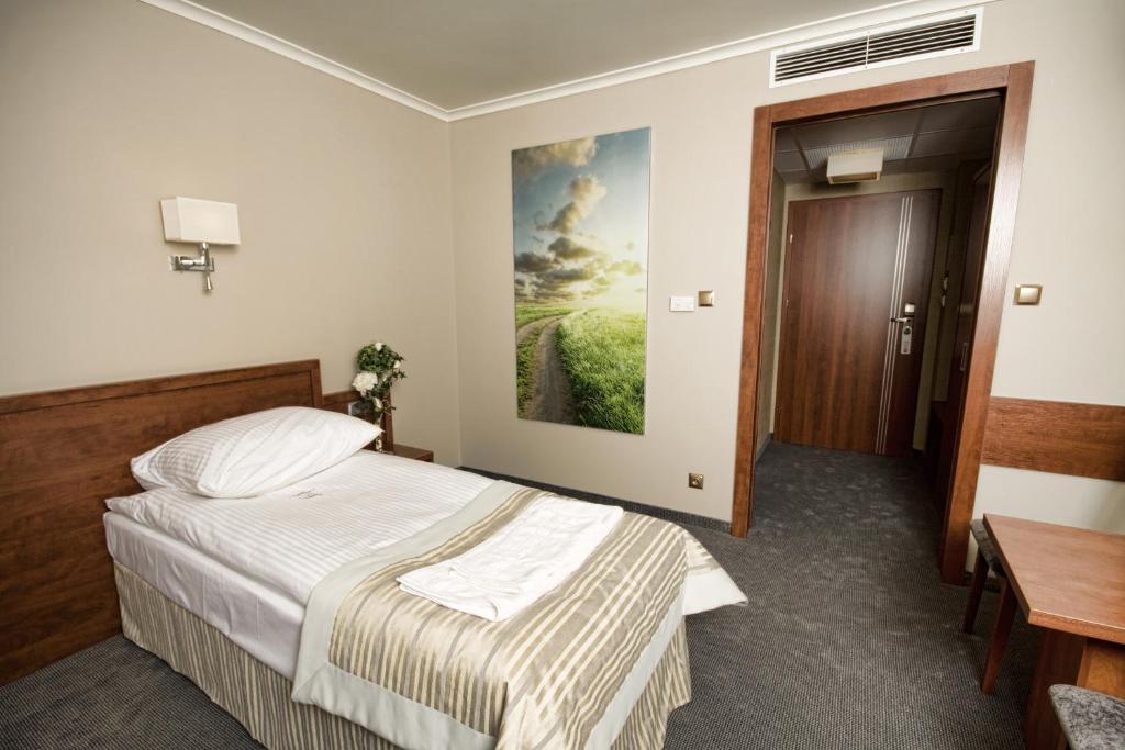 Hotel Badura Wadowice Room photo